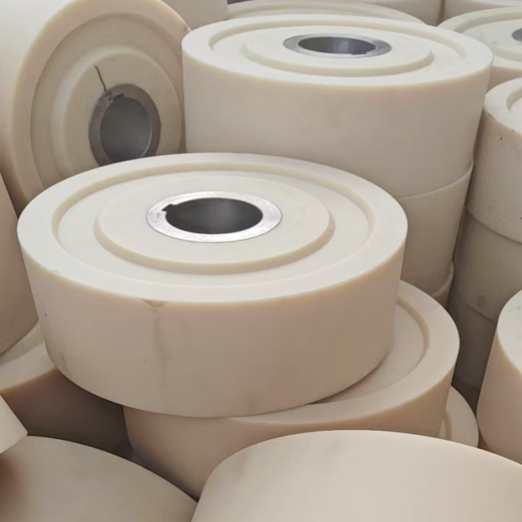 鐵心尼龍輪生產(chǎn)廠(chǎng)家  大規(guī)格尼龍輪加工 耐磨尼龍軸承輪 注塑尼龍輪供應(yīng)